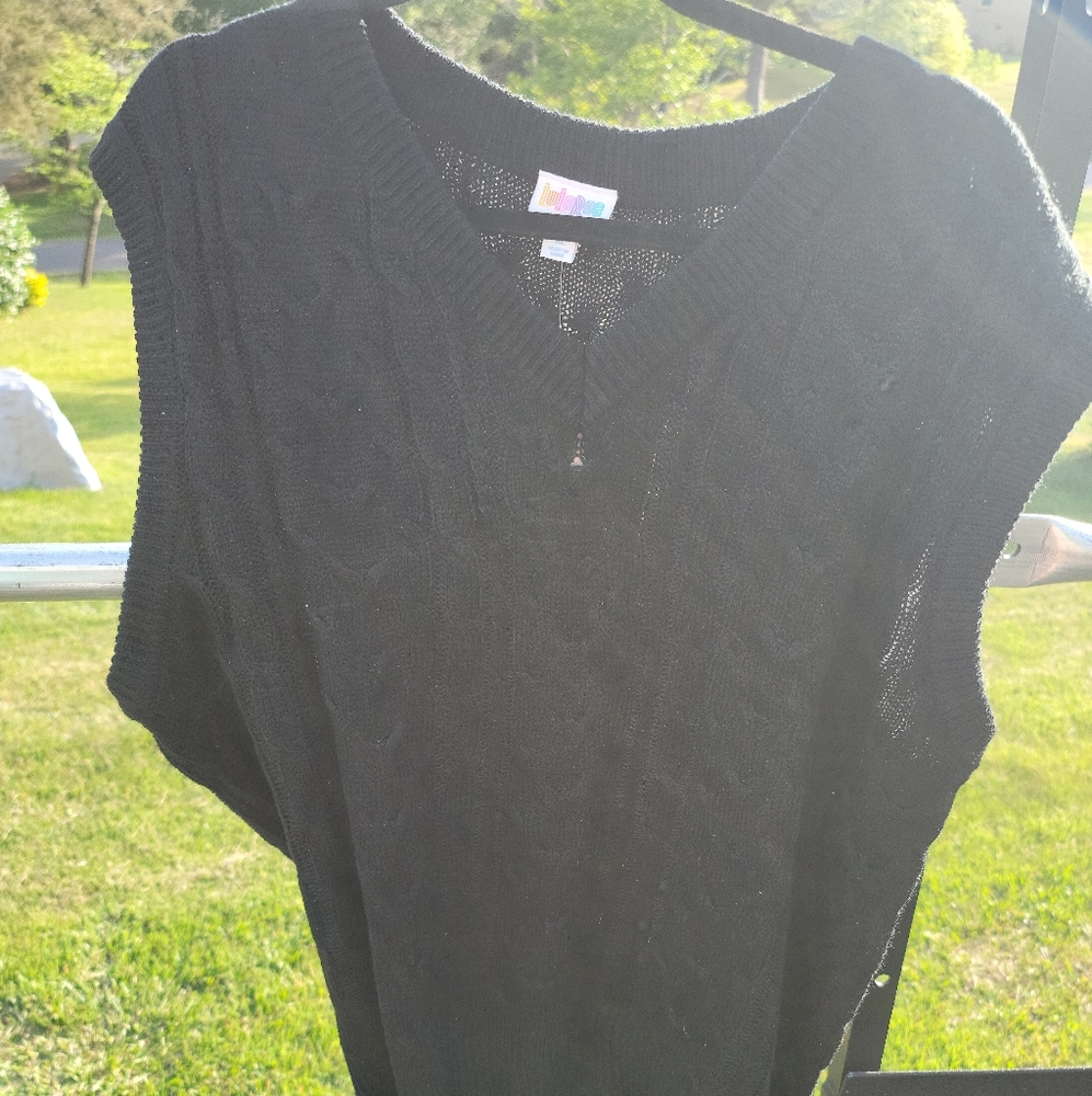 Black Cable Knit Women's Vest Sweater